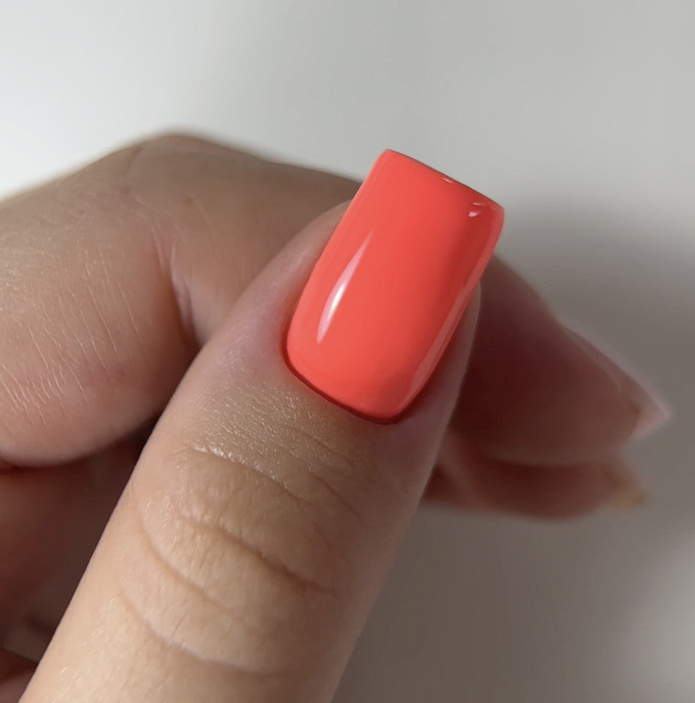 Гель-лак Dark Gel Polish 104 10 мл Увеличиваю название до 3-х строк